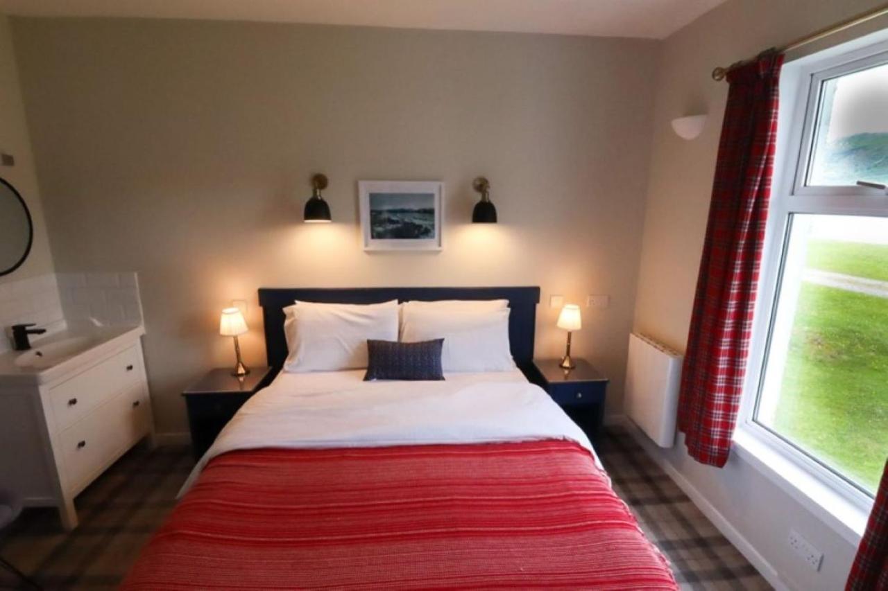 Hôtel Old Pier House à Fort Augustus Extérieur photo
